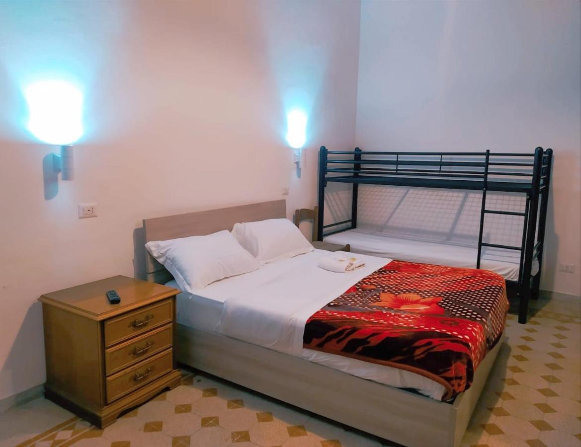 Cattaneo Accomodation Rome Extérieur photo